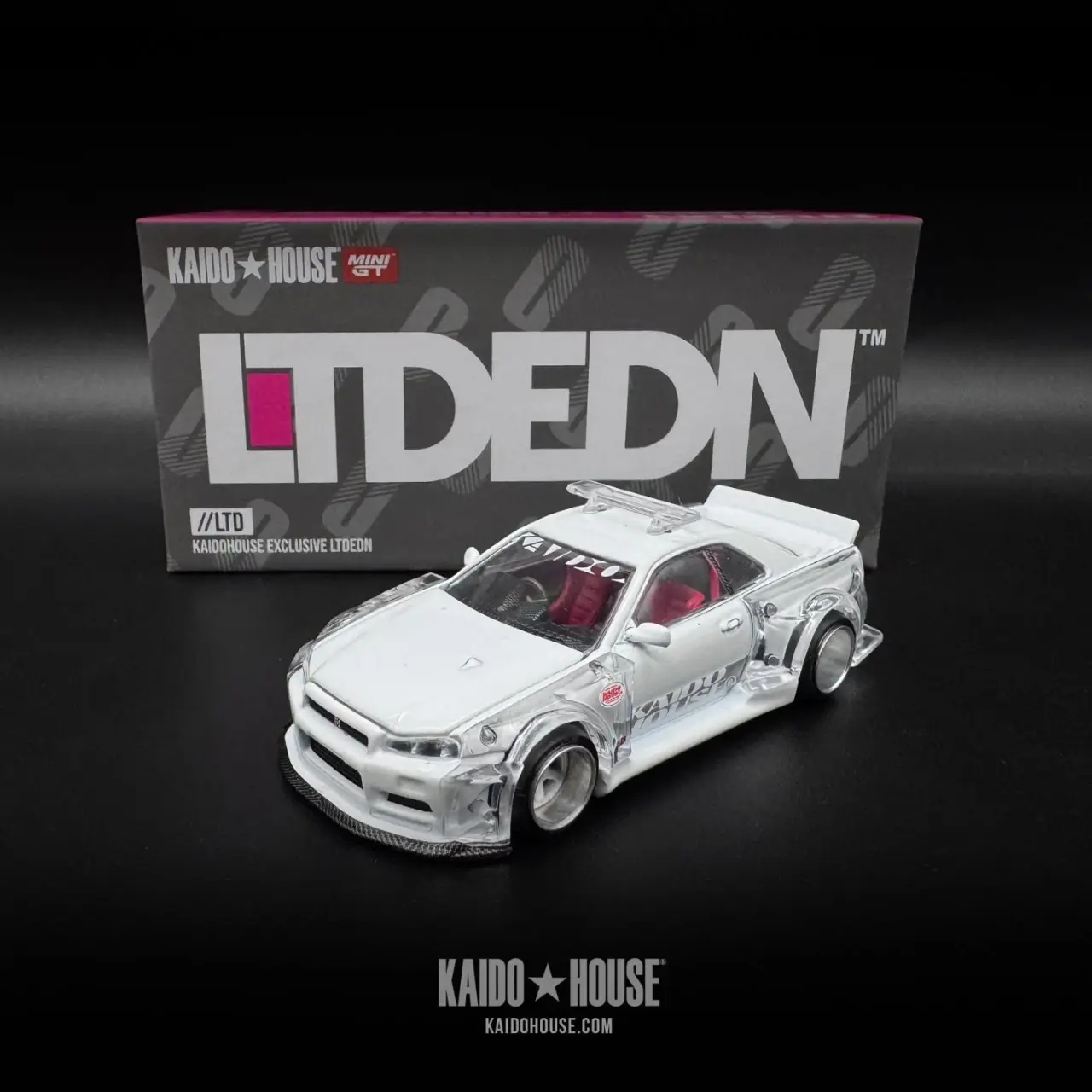 Nissan Nissan Skyline GT-R R34 Kaido Works V2 Aero Shinjuku KAIDO HOUSE Exclusive LTDEDN