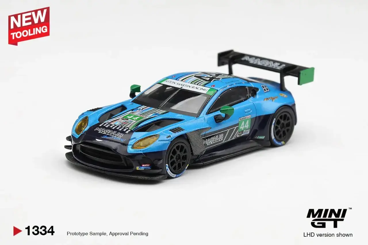 Aston Martin Aston Martin Vantage GT3 Evo #44 Magnus Racing 2025 IMSA Daytona 24 Hrs
